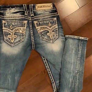 Straight leg jeans, style “Leni”